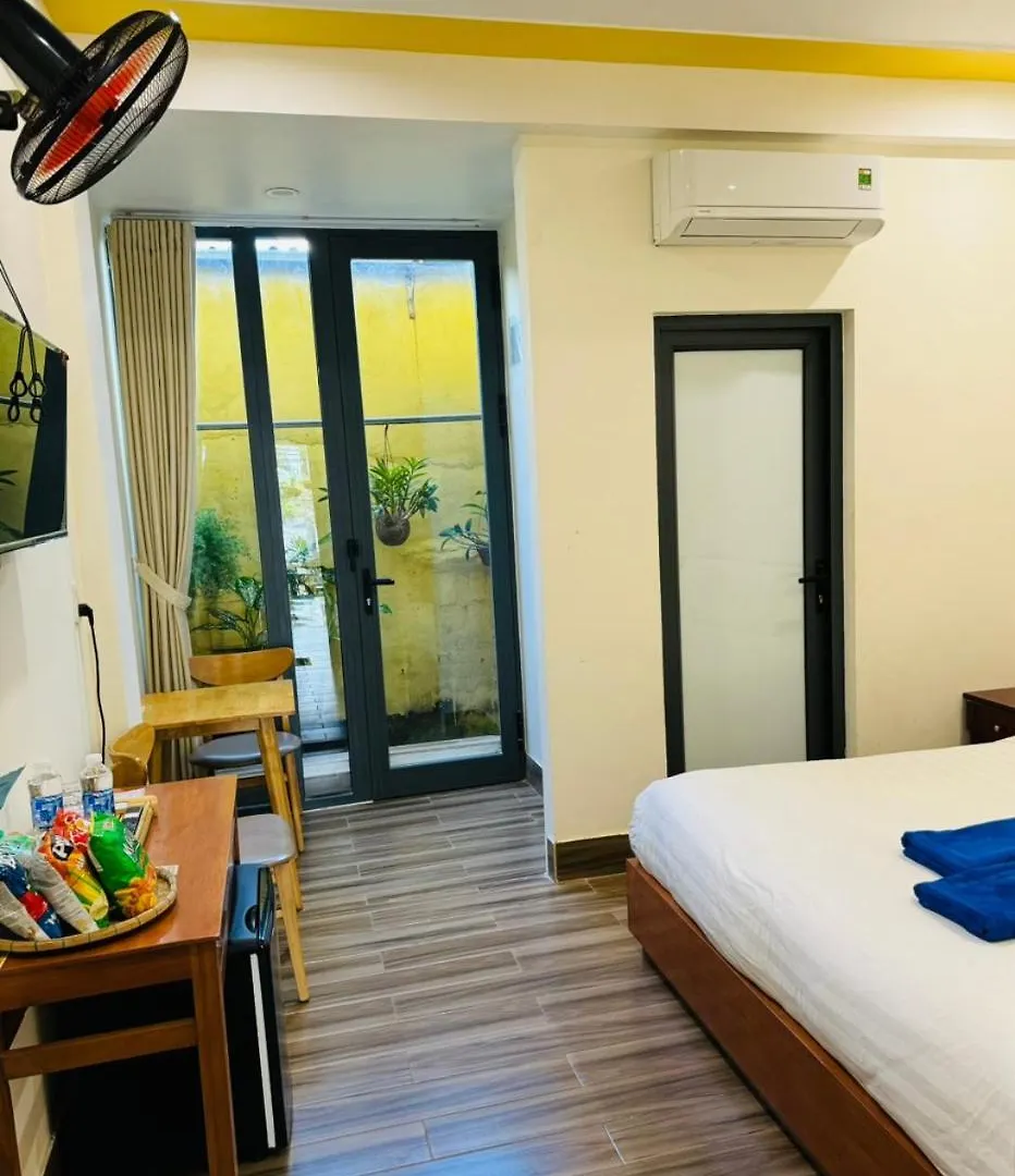 Coral Riverside Homestay & Hostel Hoi An 0*,