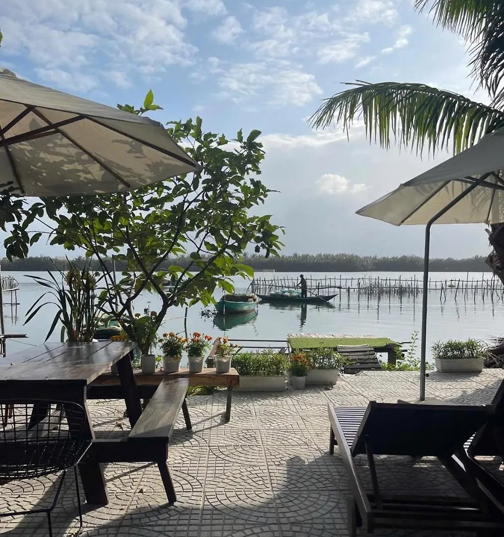 Coral Riverside Homestay & Hostel Hoi An Vietnam