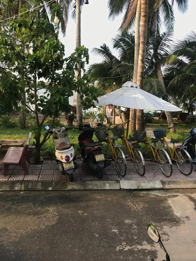 Coral Riverside Homestay & Hostel Χόι Αν